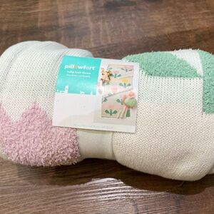 48"x58" Tulip Knit Throw Blanket - Pillowfort™